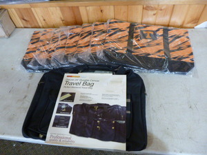 lot 178 image: Travel Bag with 8 Totes