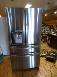 lot 1 image: LG 4-Door French Door Refrigerator with Ice Maker and Door Within Door