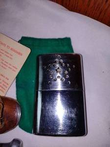 lot 199 image: Vintage Handwarmer and Knife with Sheath.
