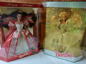 lot 226 image: Barbie Happy Holiday Special Edition. (2)