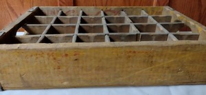 lot 266 image: Vintage Coke Coca Cola Wood Box.
