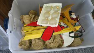 lot 236 image: Homz 28 Gal Tote & Lid, --- Christmas Mystery Lot---.