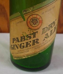 lot 289 image: Vintage Pabst Dry Ginger Ale Bottle.