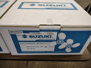 lot 15 image: Suzuki Aluminum Propeller, 3x14x19,...