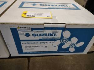 lot 22 image: Suzuki Aluminum Propeller, 3x14x17,...