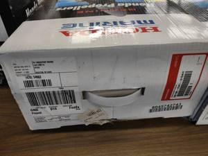 lot 43 image: Honda Aluminum Propeller, 3x13.5x15...