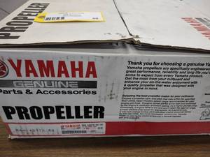 lot 50 image: Yamaha Aluminum Propeller, 3x13.5x1...