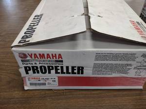lot 56 image: Yamaha Aluminum Propeller, 3x12.25x...