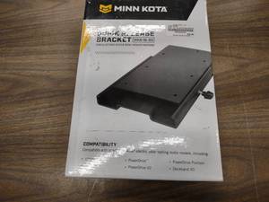 lot 100 image: Minn Kota MKA-16-03 Quick Release B...