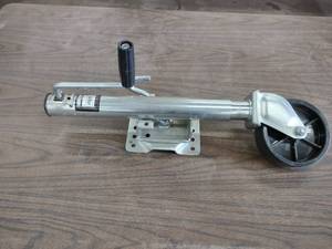 lot 132 image: Ironton Trailer Jack...