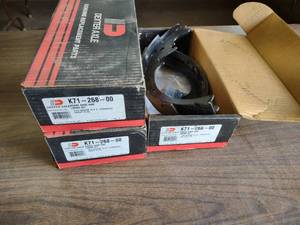 lot 135 image: (3) Dexter Brake Shoe Kits, K71-268...