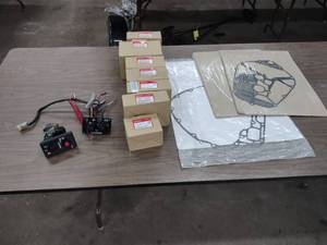 lot 204 image: Assorted Honda Parts...