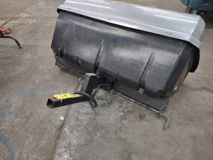 lot 11E image: Thule Swing Away Cargo Carrier...