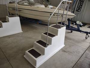 lot 256 image: Fiberglass Boat Display Steps...