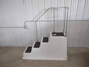 lot 260 image: Fiberglass Boat Display Steps...