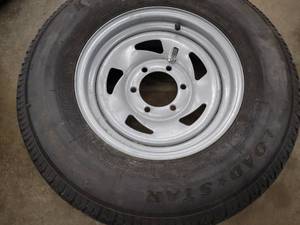 lot 286 image: Rim with Tire, ST22575R15, New...