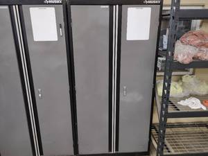 lot 323 image: Husky 2 Door Cabinet...