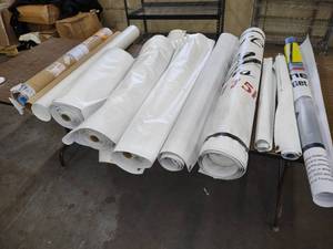 lot 332 image: Assorted Banners