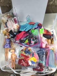 lot 29 image: Collection of Barbie Dolls & Clothing