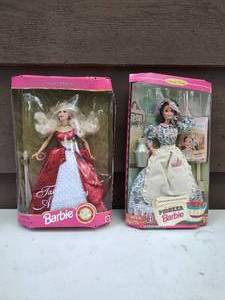 lot 38 image: Two Collector Edition Barbies