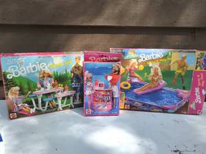 lot 42 image: Three Barbie Accessory Sets