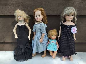 lot 45 image: Collection of Four Dolls
