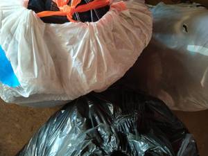lot 138 image: Lot Of Clothing