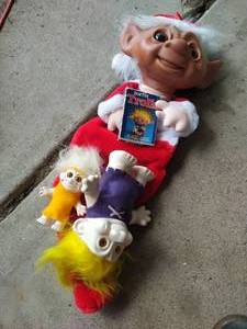 lot 159 image: Troll Doll Collectibles
