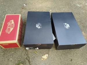 lot 189 image: 3 Pairs of Shoes
