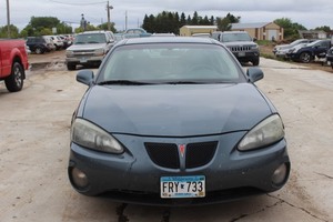 lot 10 image: 2006 Pontiac Grand Prix