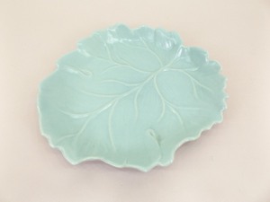 lot 23 image: Vintage Catalina Pottery Serving Tray