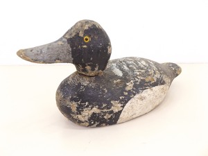 lot 25 image: Antique Wood Carved Glass Eye Duck Decoy