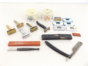 lot 38 image: Lot of Vintage and Antique Shaving, Razors, etc.