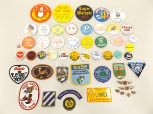lot 65 image: Lot of Vintage Buttons, Patches, Pins, etc.