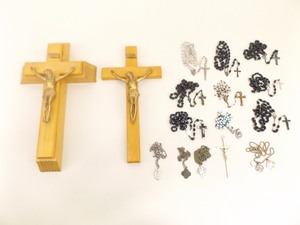 lot 73 image: Lot of Memorial Crucifix, Rosaries, etc.