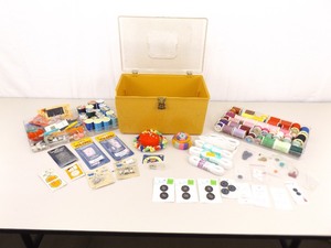 lot 84 image: Lot of Vintage Sewing Supplies