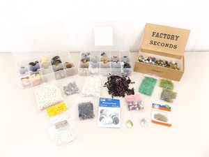 lot 86 image: Lot of Crafting Supplies, Beads, etc.