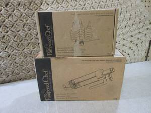 lot 75 image: (F-0) The Pampered Chef Easy Accent...