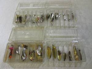 lot 82 image: (BSB) Assorted Fishing Lures in 5 S...