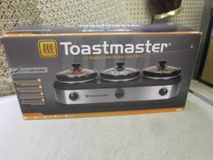 lot 109 image: (EW4) Toastmaster 3 x 1 12 Quart S...