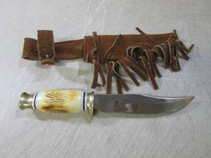 lot 143 image: (CNTR) White Tail Cutlery Knife wit...