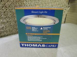 lot 160 image: (BS) Thomas Capri Shower Light Kit...