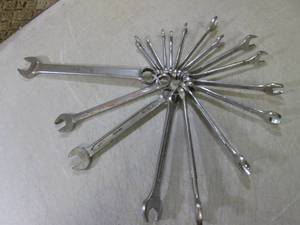 lot 165 image: (E-1) Assorted Wrenches...