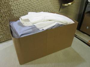 lot 221 image: (D-2) Box Full of Assorted Mens Sh...
