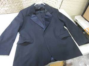 lot 222 image: (E-1) Mens Clubman Dress Coat and ...