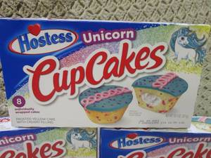 lot 275 image: (B-3) 3 Boxes of Hostess Unicorn Cu...