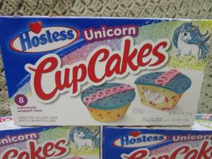 lot 277 image: (B-3) 3 Boxes of Hostess Unicorn Cu...