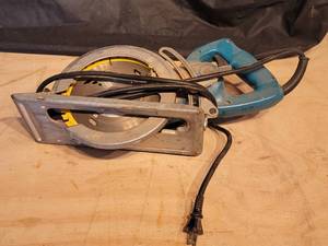 MAKITA HYPOID SAW