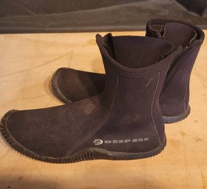 DEEPSEA WATER BOOTS