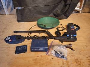 METAL DETECTOR, KNIFE AND GOLD PAN